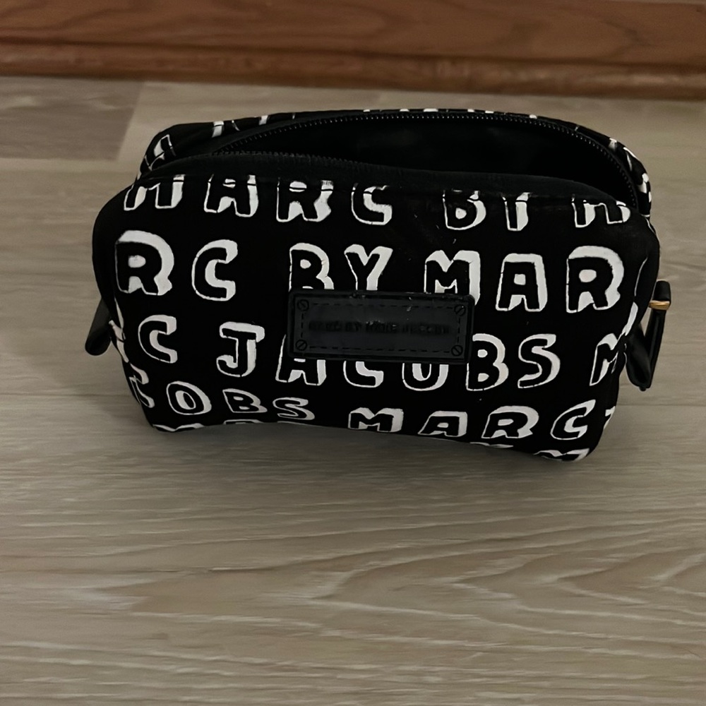 Marc Jacob’s makeup case
